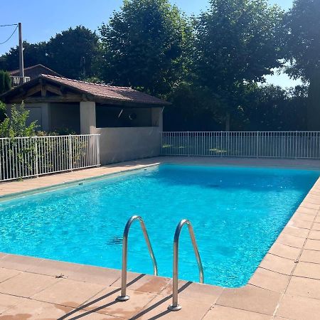 Appartement T2 Avec Jardin Prive, Piscine Et Barbecue Lorgues Exterior foto